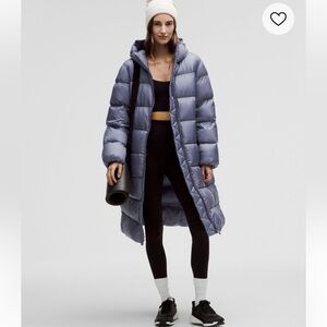 lululemon Featherweight 900-Down-Fill
Long Puffer Jacket color Shade size M nwt